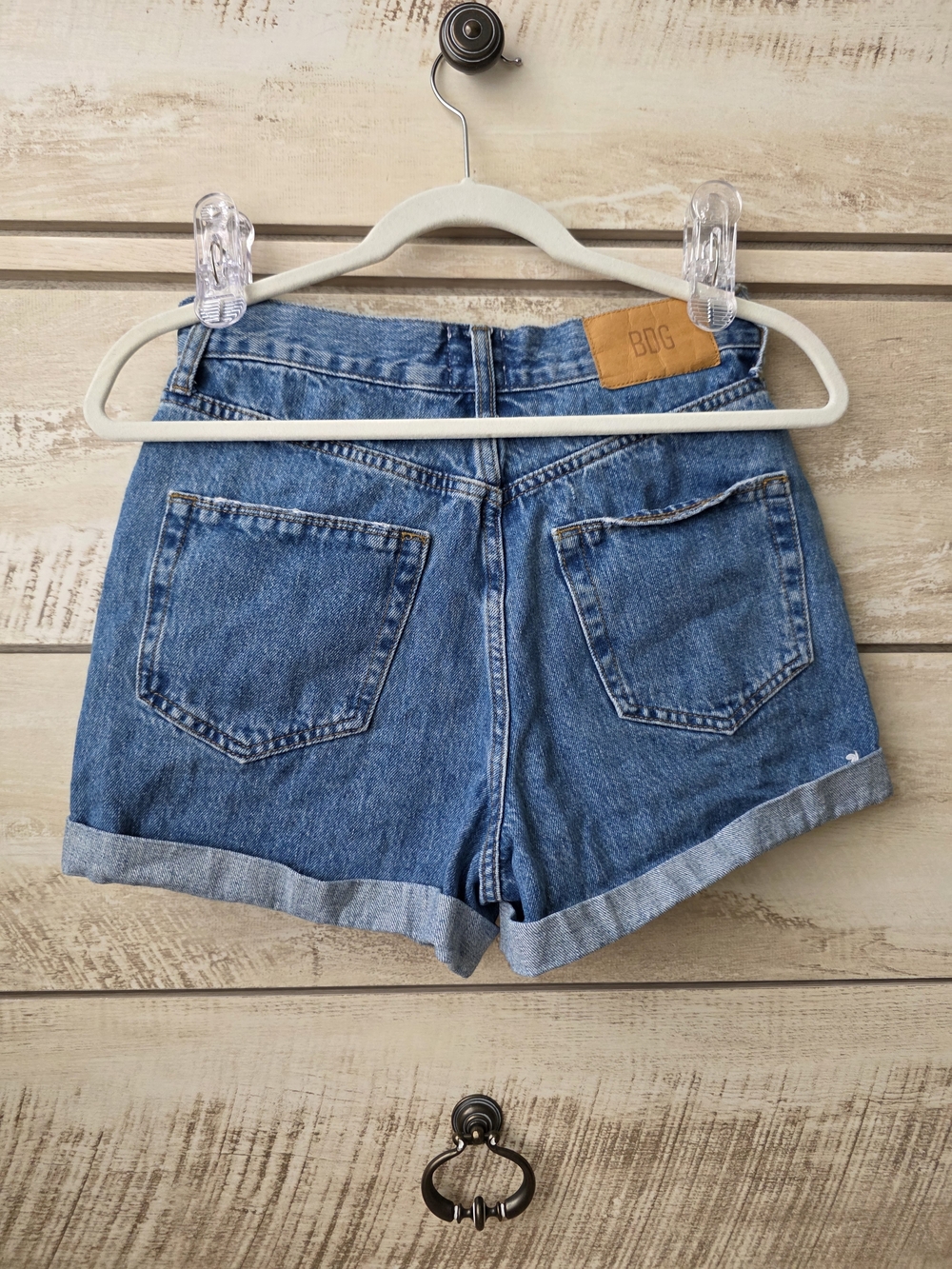 Urban Outfitters BDG Mom High-Rise Jean Shorts Blue Denim Shorts Cotton Size 27 - Picture 4 of 6